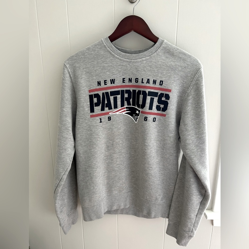 New England Patriots NFL Pullover Sweatshirt - Heather Gray